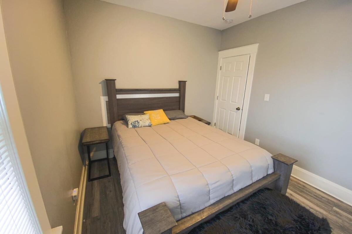 Large 6Br, 2 Bath In ไนแอการาฟอลส์ ภายนอก รูปภาพ