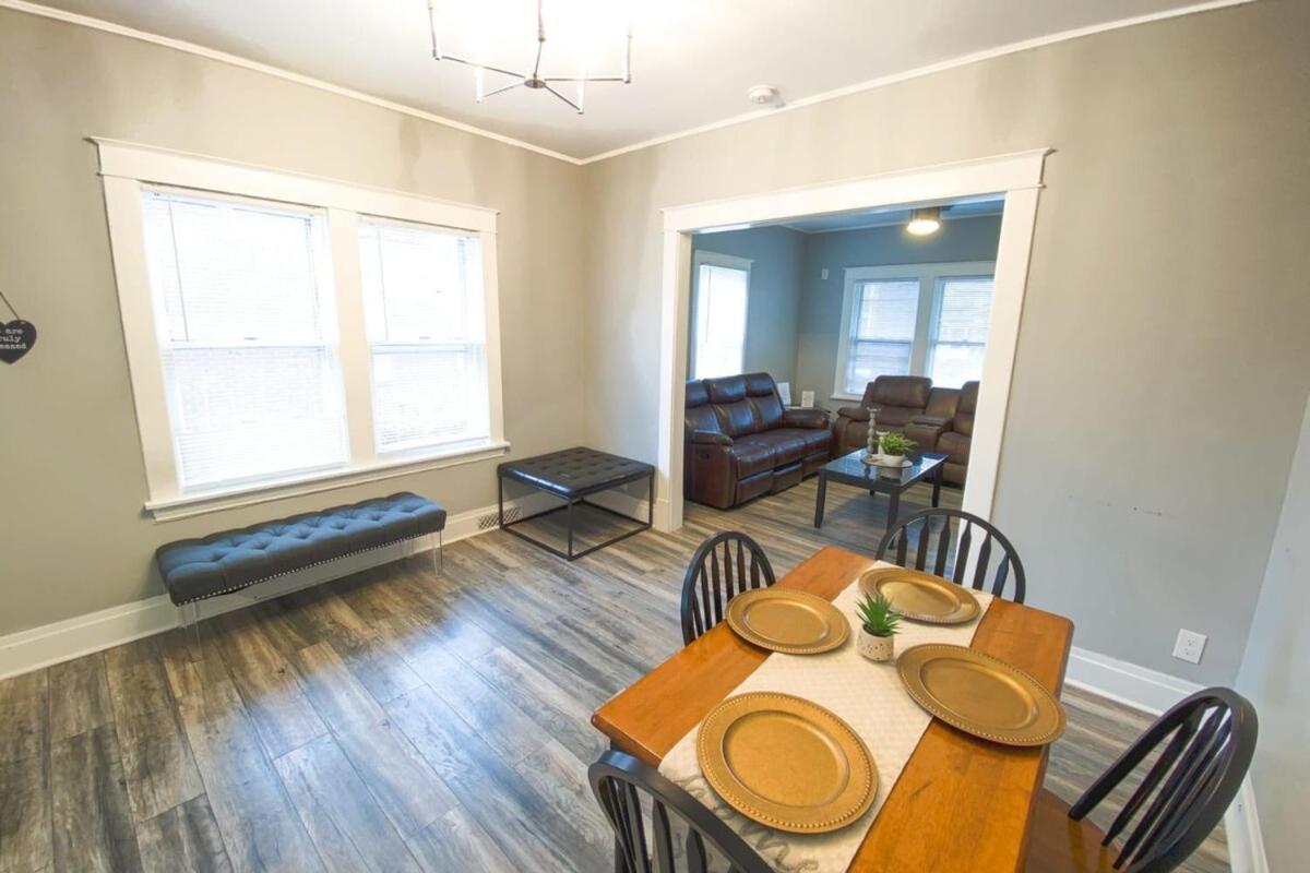 Large 6Br, 2 Bath In ไนแอการาฟอลส์ ภายนอก รูปภาพ