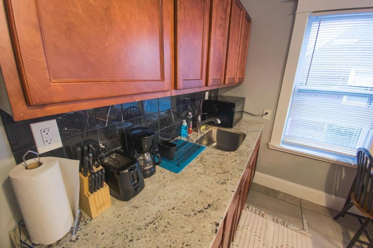 Large 6Br, 2 Bath In ไนแอการาฟอลส์ ภายนอก รูปภาพ