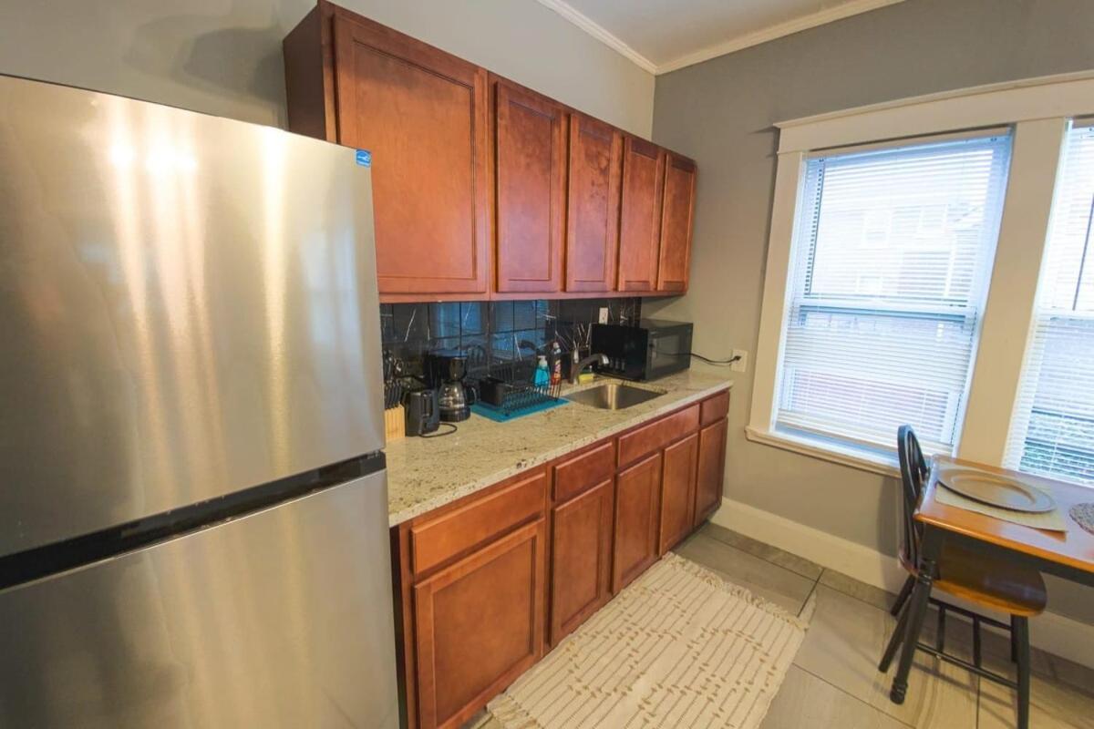 Large 6Br, 2 Bath In ไนแอการาฟอลส์ ภายนอก รูปภาพ