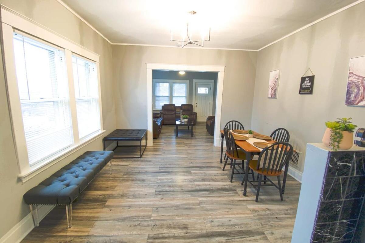 Large 6Br, 2 Bath In ไนแอการาฟอลส์ ภายนอก รูปภาพ